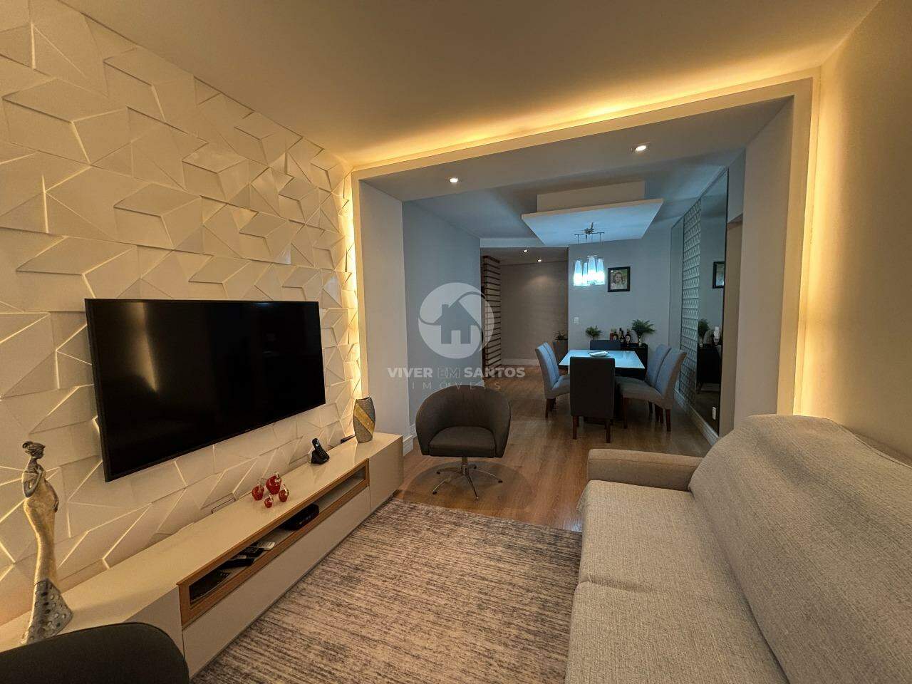 Apartamento em andar alto de 2 dormitórios e dependência de serviço no Marapé - Santos/SP em Marapé, Santos — foto 4
