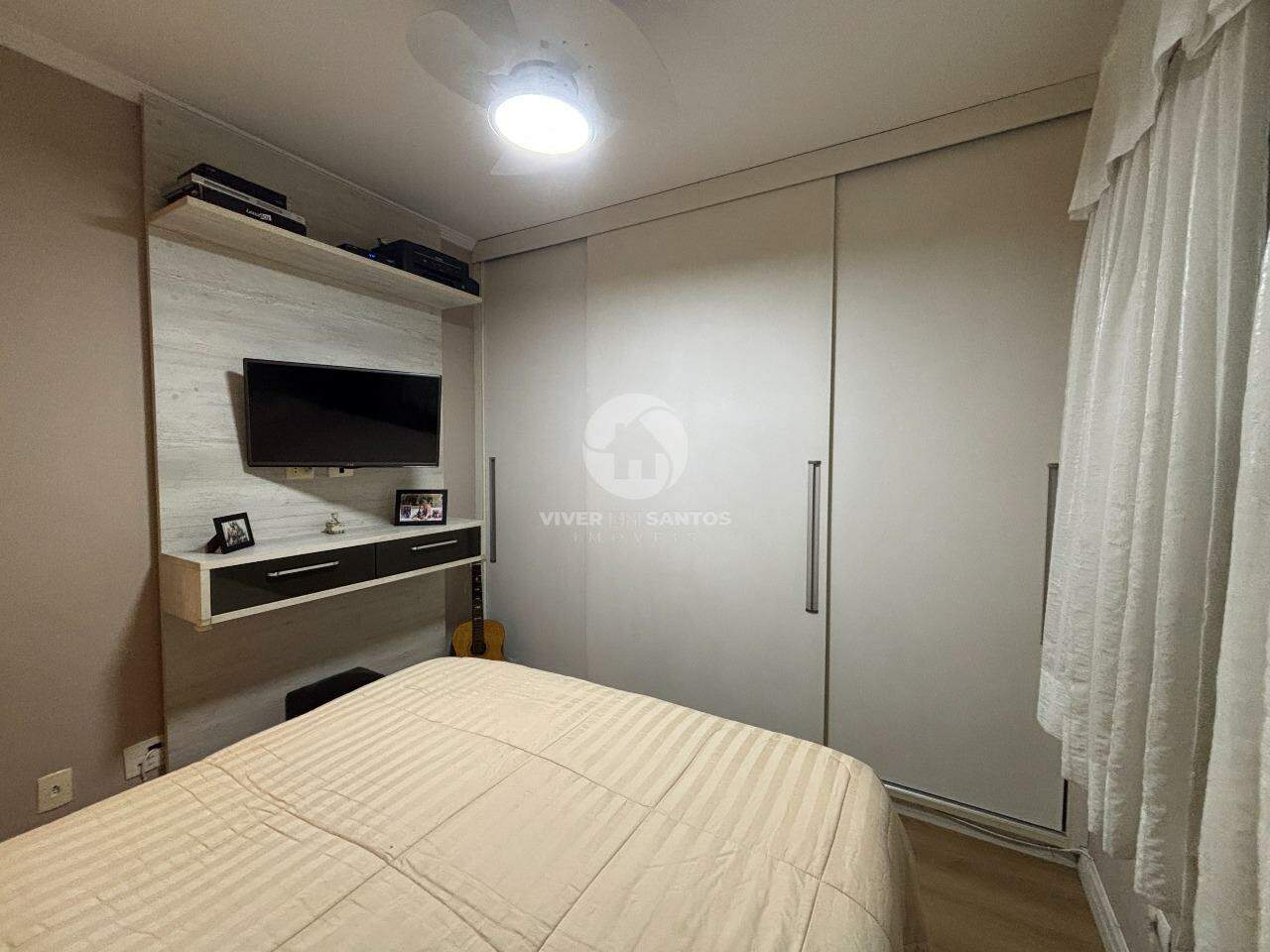 Apartamento em andar alto de 2 dormitórios e dependência de serviço no Marapé - Santos/SP em Marapé, Santos — foto 6
