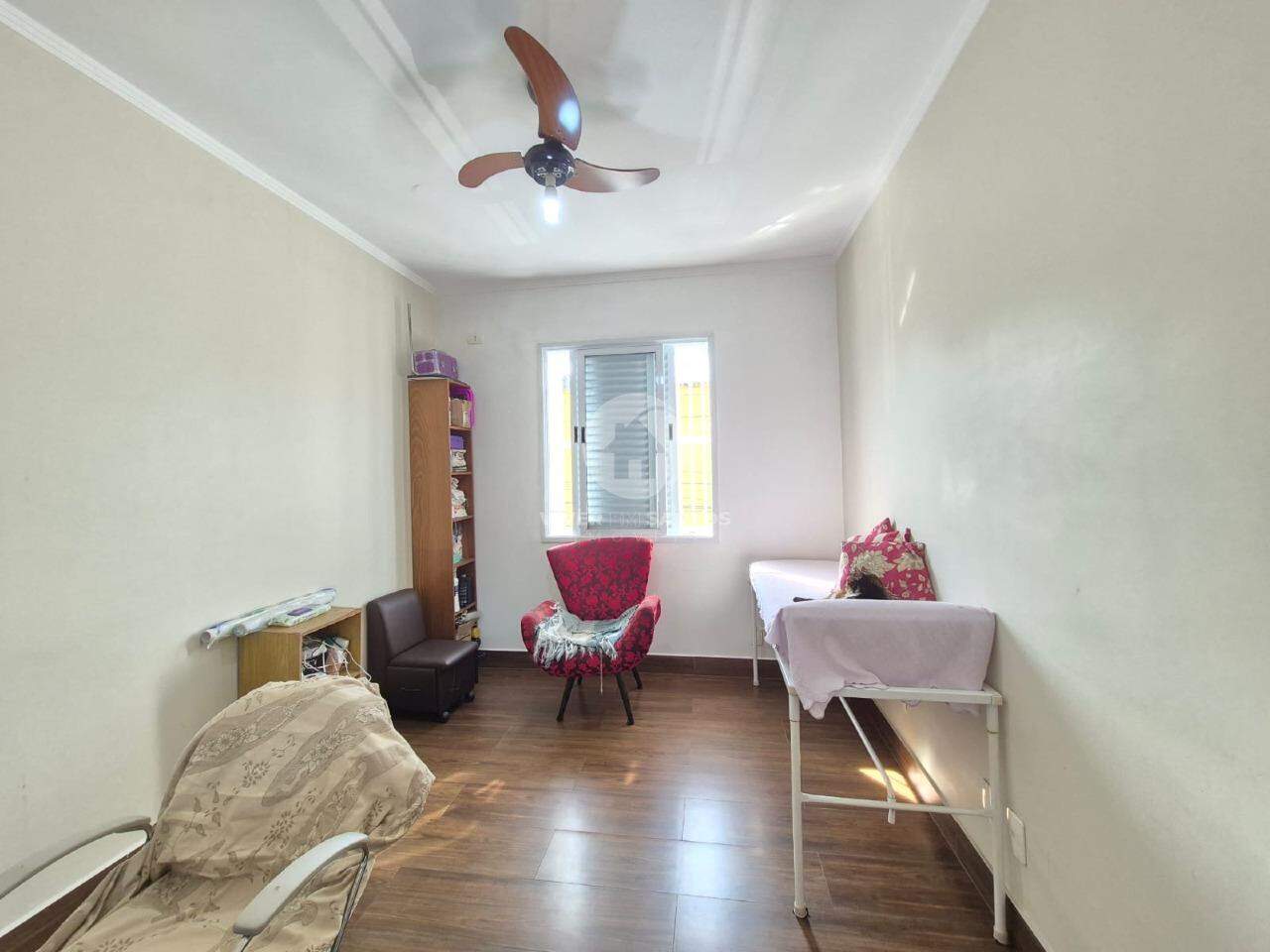 EXCELENTE CASA SOBREPOSTA ALTA NO BAIRRO DO MACUCO - CONFORTO E PRATICIDADE! em Macuco, Santos — foto 6