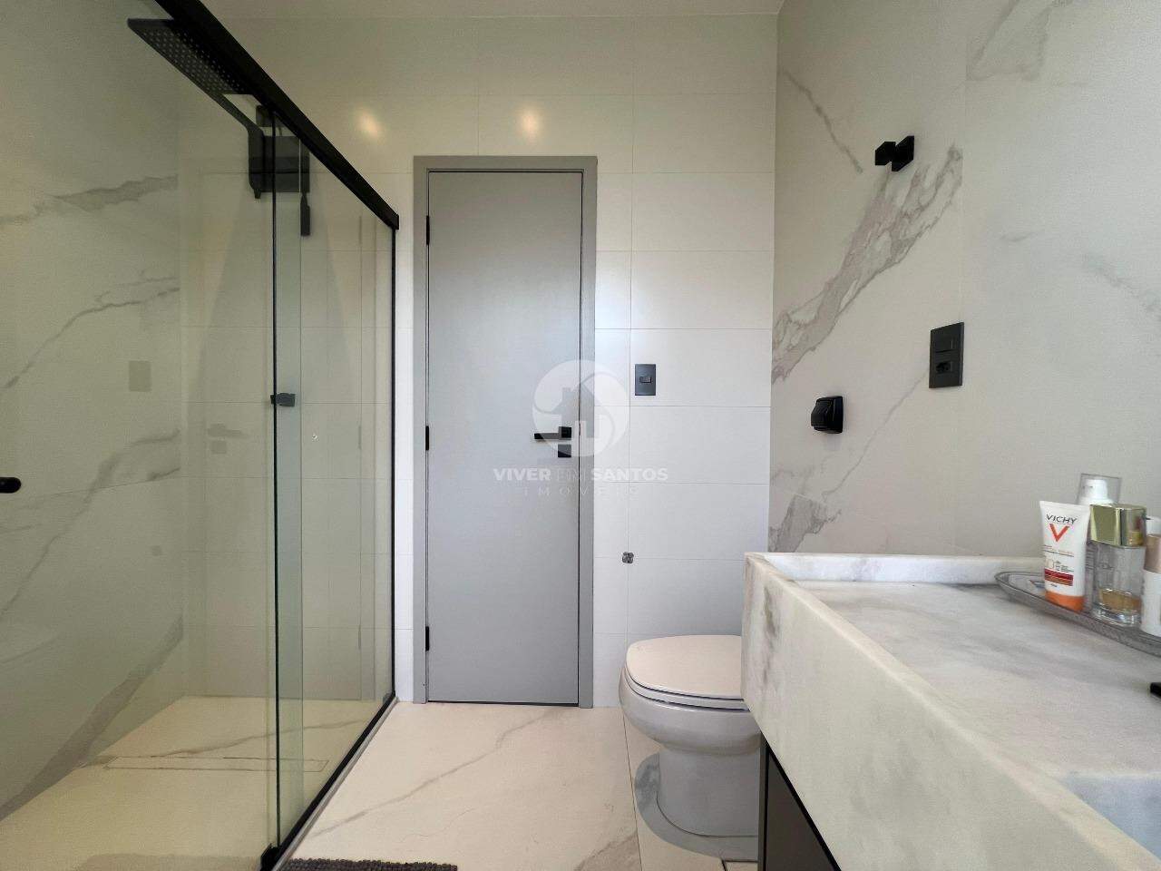 APARTAMENTO NA VILA RICA, PORTEIRA FECHADA! em Boqueirão, Santos — foto 17