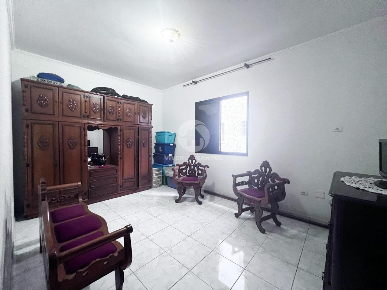 Sobrado com 4 quartos sendo 2 suítes com 2 vagas no Embaré em Embaré, Santos — foto 12