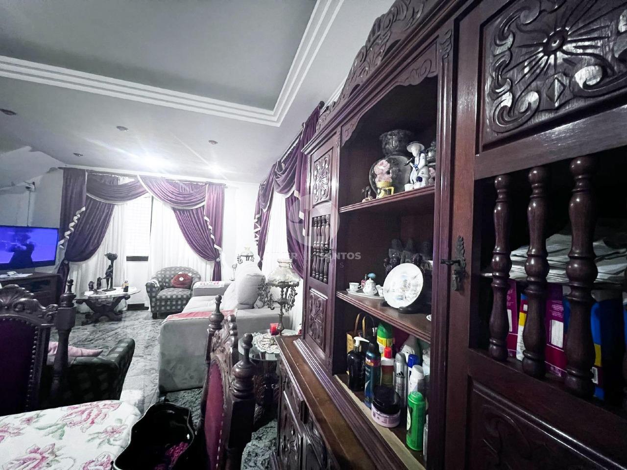 Sobrado com 4 quartos sendo 2 suítes com 2 vagas no Embaré em Embaré, Santos — foto 2