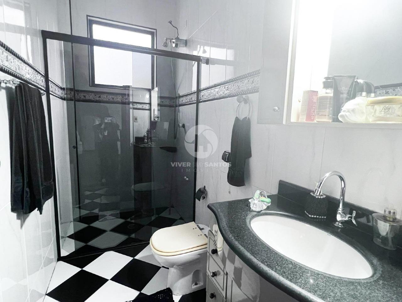 Sobrado com 4 quartos sendo 2 suítes com 2 vagas no Embaré em Embaré, Santos — foto 7
