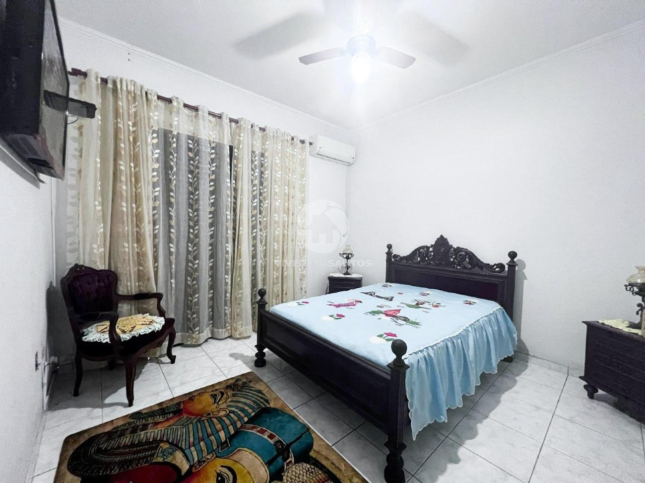 Sobrado com 4 quartos sendo 2 suítes com 2 vagas no Embaré em Embaré, Santos — foto 8