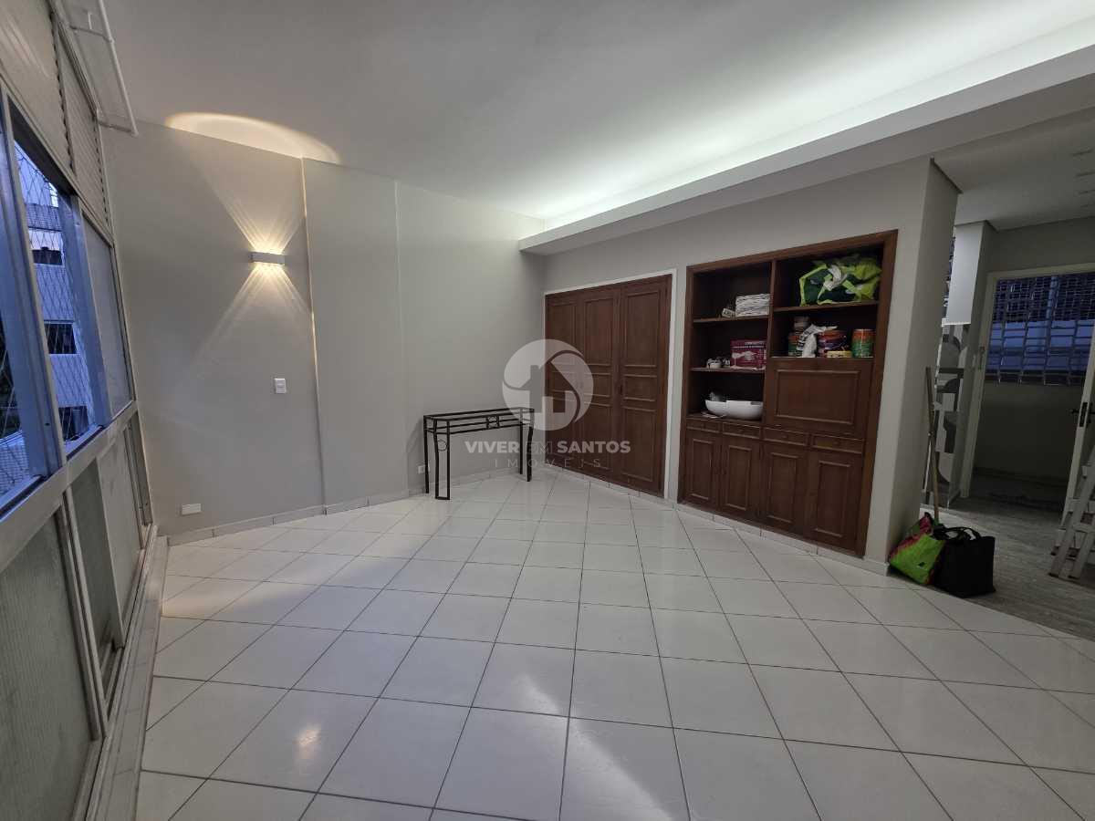Sala Living Reformada a 1 Quadra da Praia em Boqueirão, Santos — foto 2