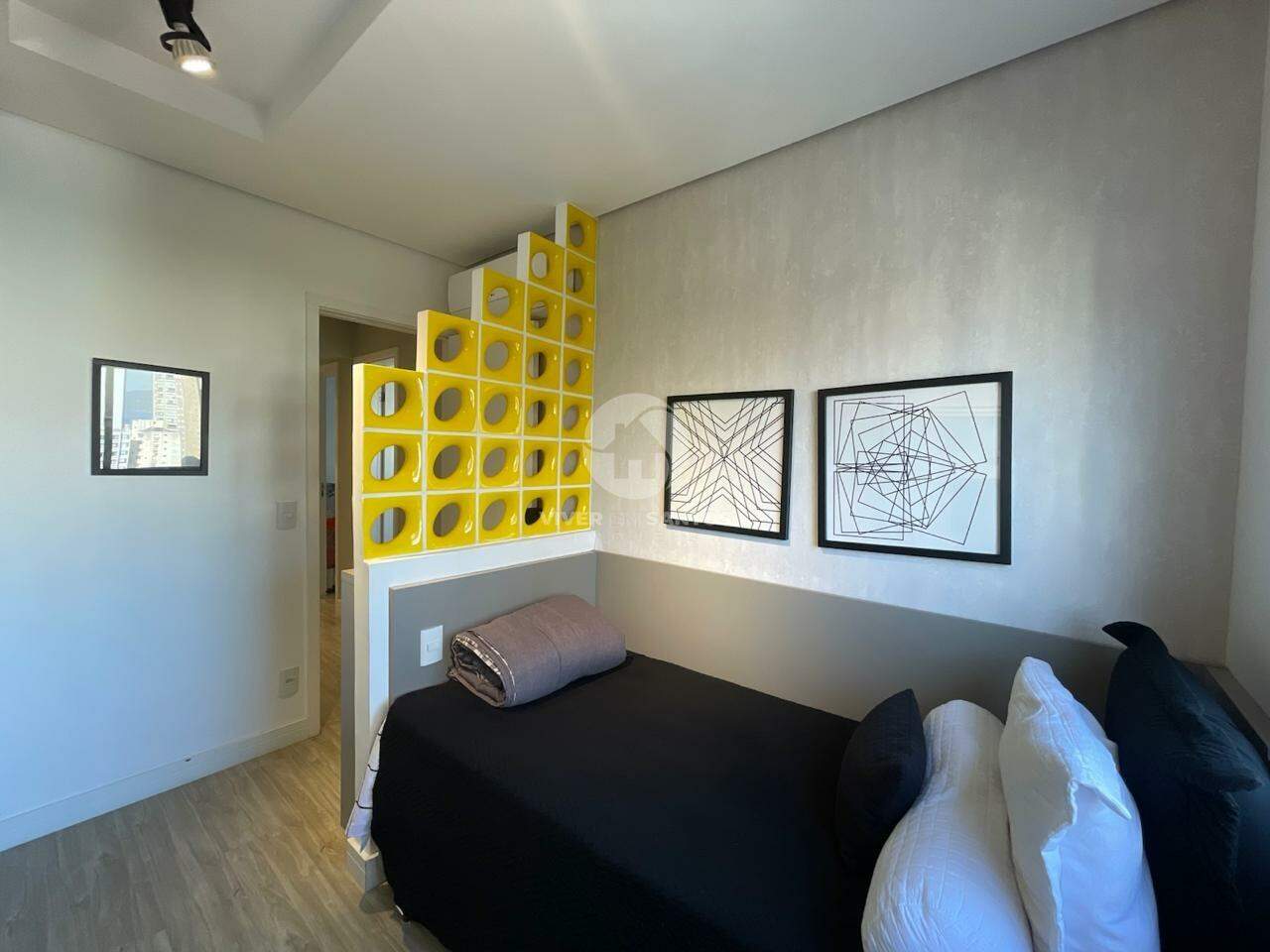 Lindo apartamento com 4 quartos e 2 vagas de garagem - PORTEIRA FECHADA em Marapé, Santos — foto 24