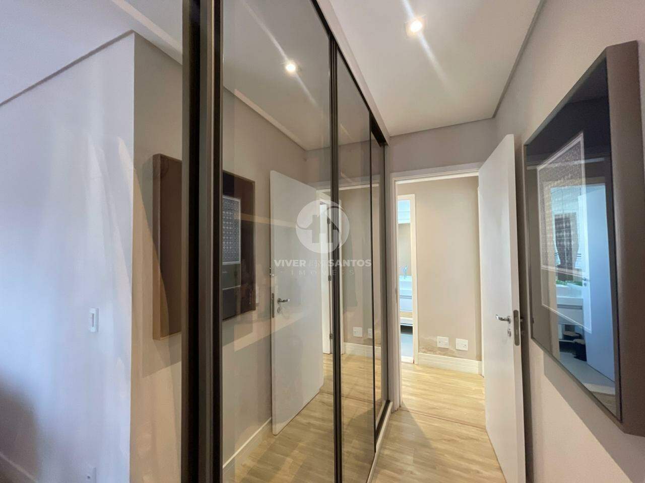 Lindo apartamento com 4 quartos e 2 vagas de garagem - PORTEIRA FECHADA em Marapé, Santos — foto 27