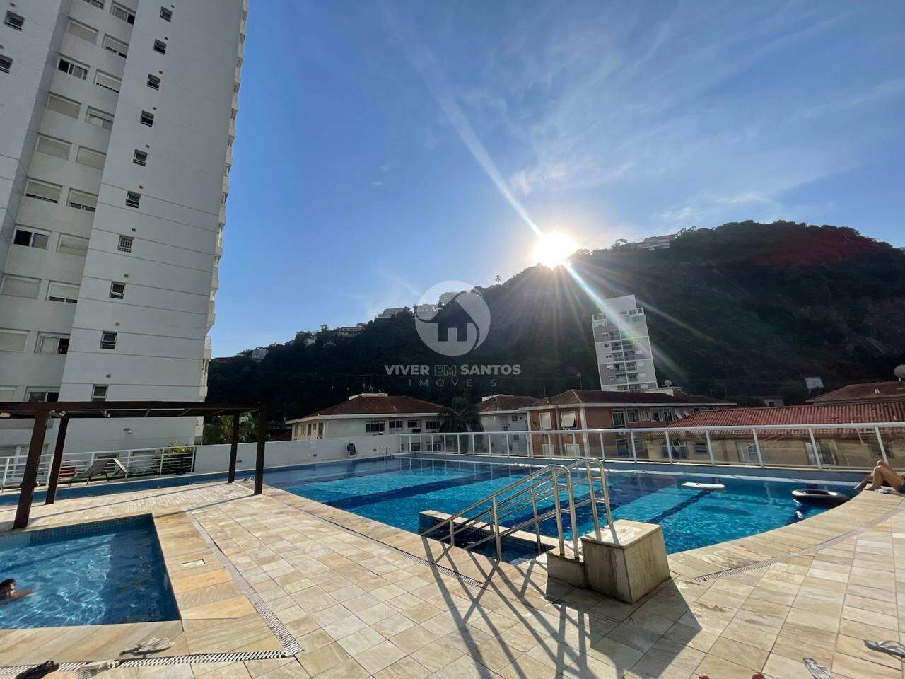 Lindo apartamento com 4 quartos e 2 vagas de garagem - PORTEIRA FECHADA em Marapé, Santos — foto 30