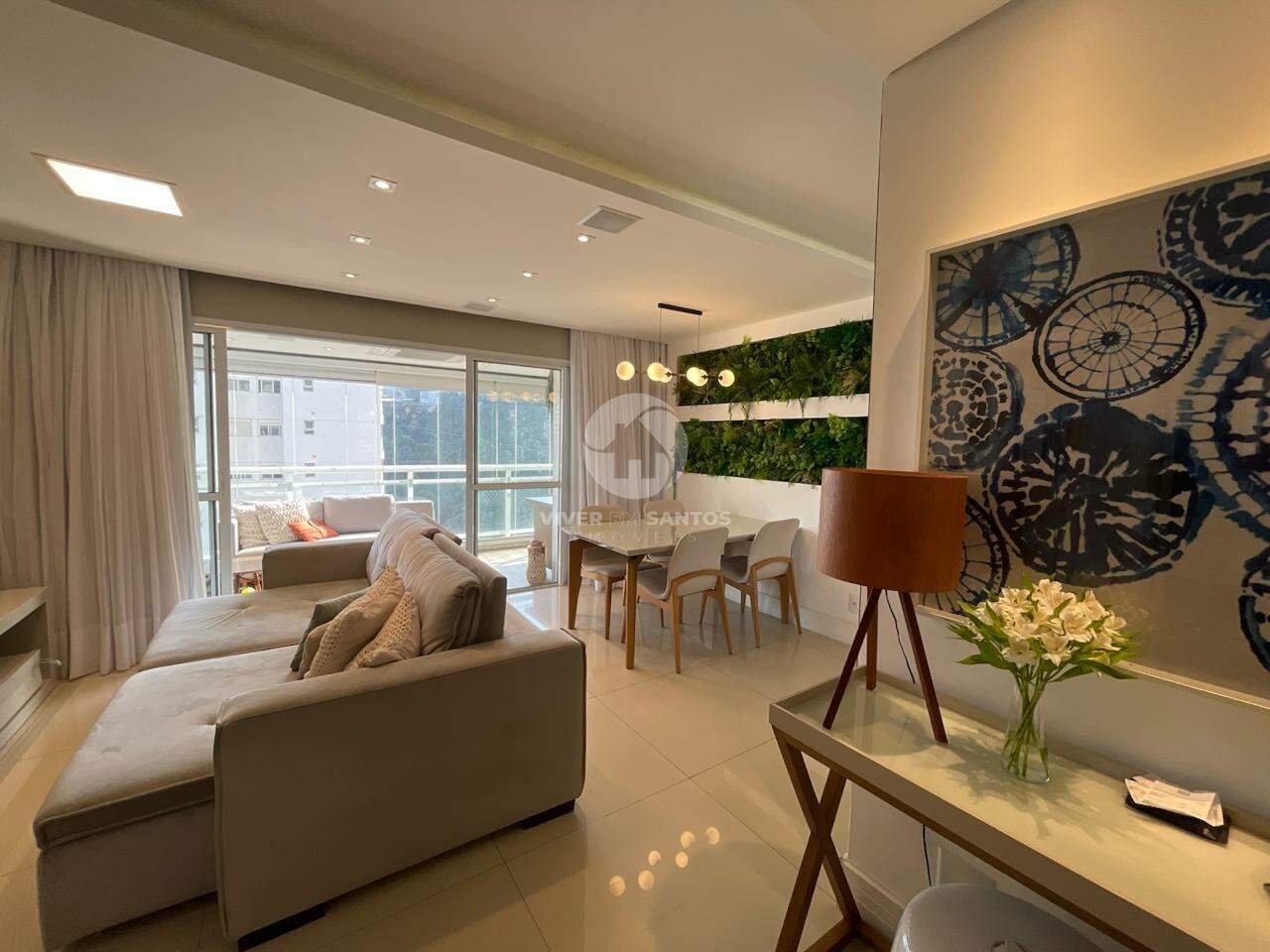 Lindo apartamento com 4 quartos e 2 vagas de garagem - PORTEIRA FECHADA em Marapé, Santos — foto 5