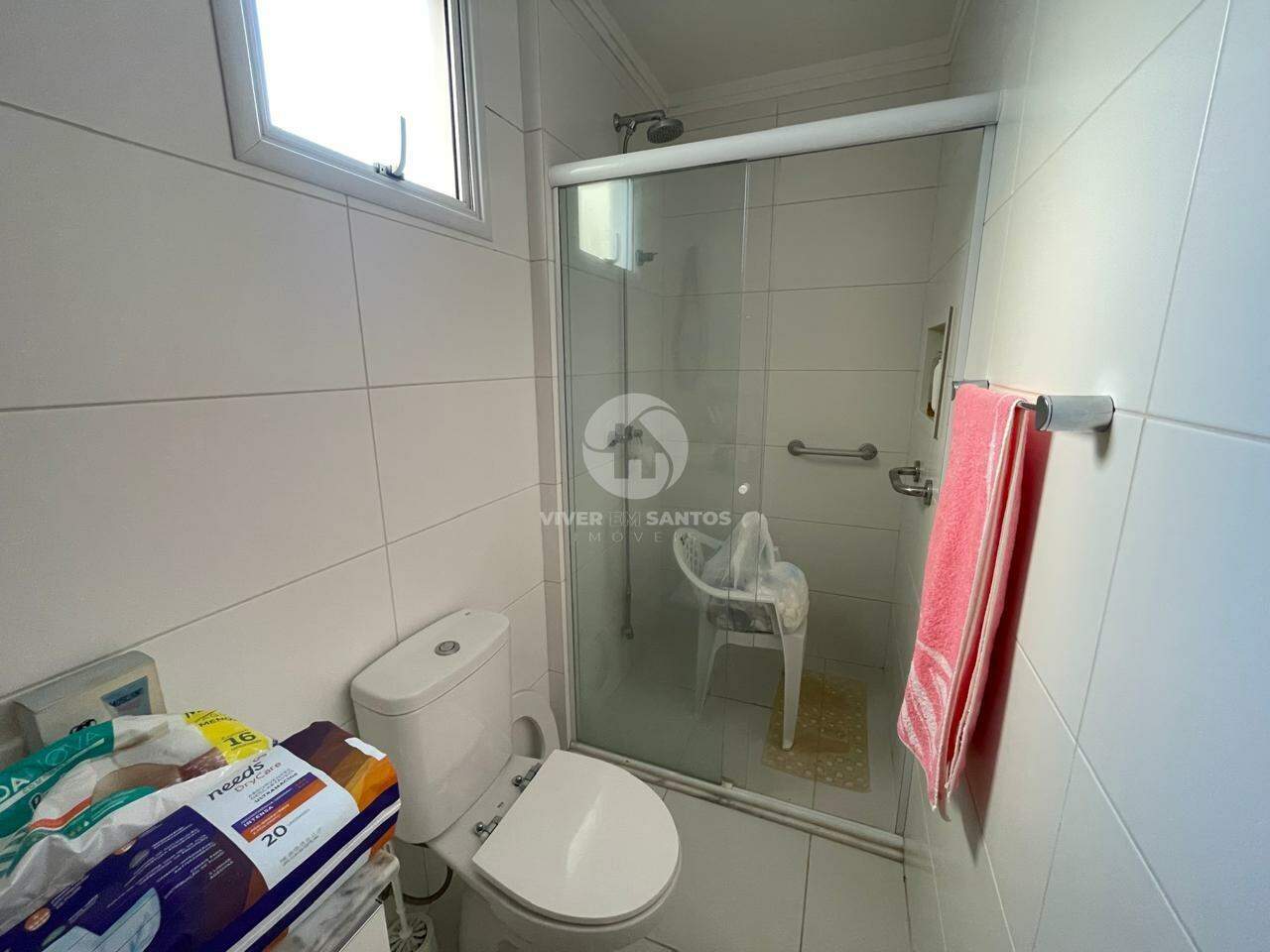 Excelente apartamento 02 dormitórios (1 suíte) – 1,5 quadra da praia – Gonzaga – Santos SP em Gonzaga, Santos — foto 9