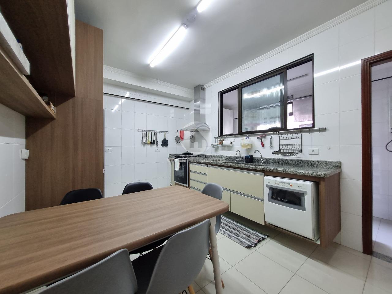 Lindo apartamento próximo à praia – 3 dormitórios, 2 suítes no Bairro Embaré em Embaré, Santos — foto 16