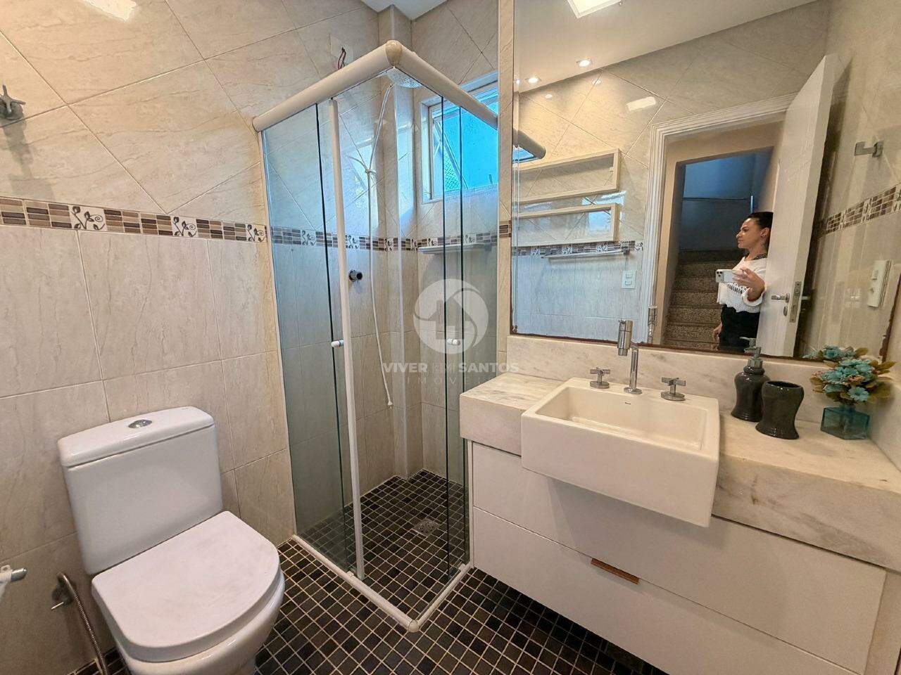 Triplex no Marapé com piscina com cascata e vaga para até 4 carros em Marapé, Santos — foto 19