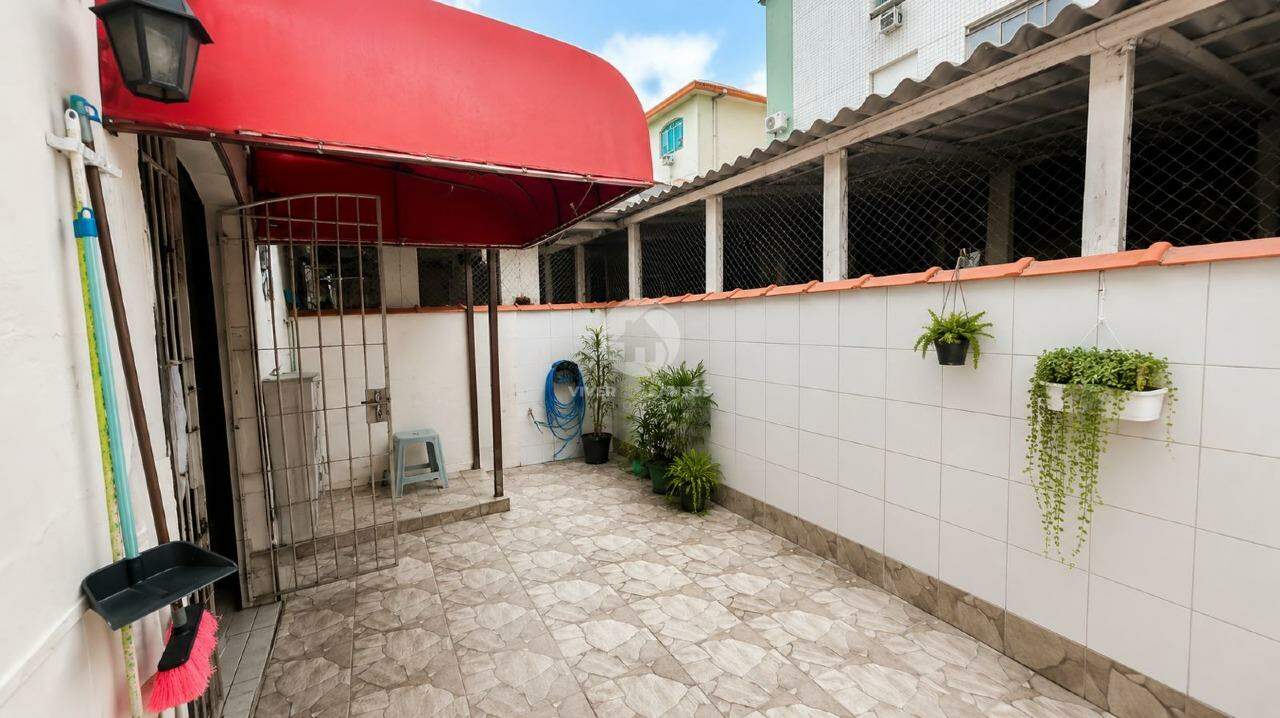 Sobrado frontal com 3 quartos e 2 vagas de garagem no Embaré - Santos em Embaré, Santos — foto 5