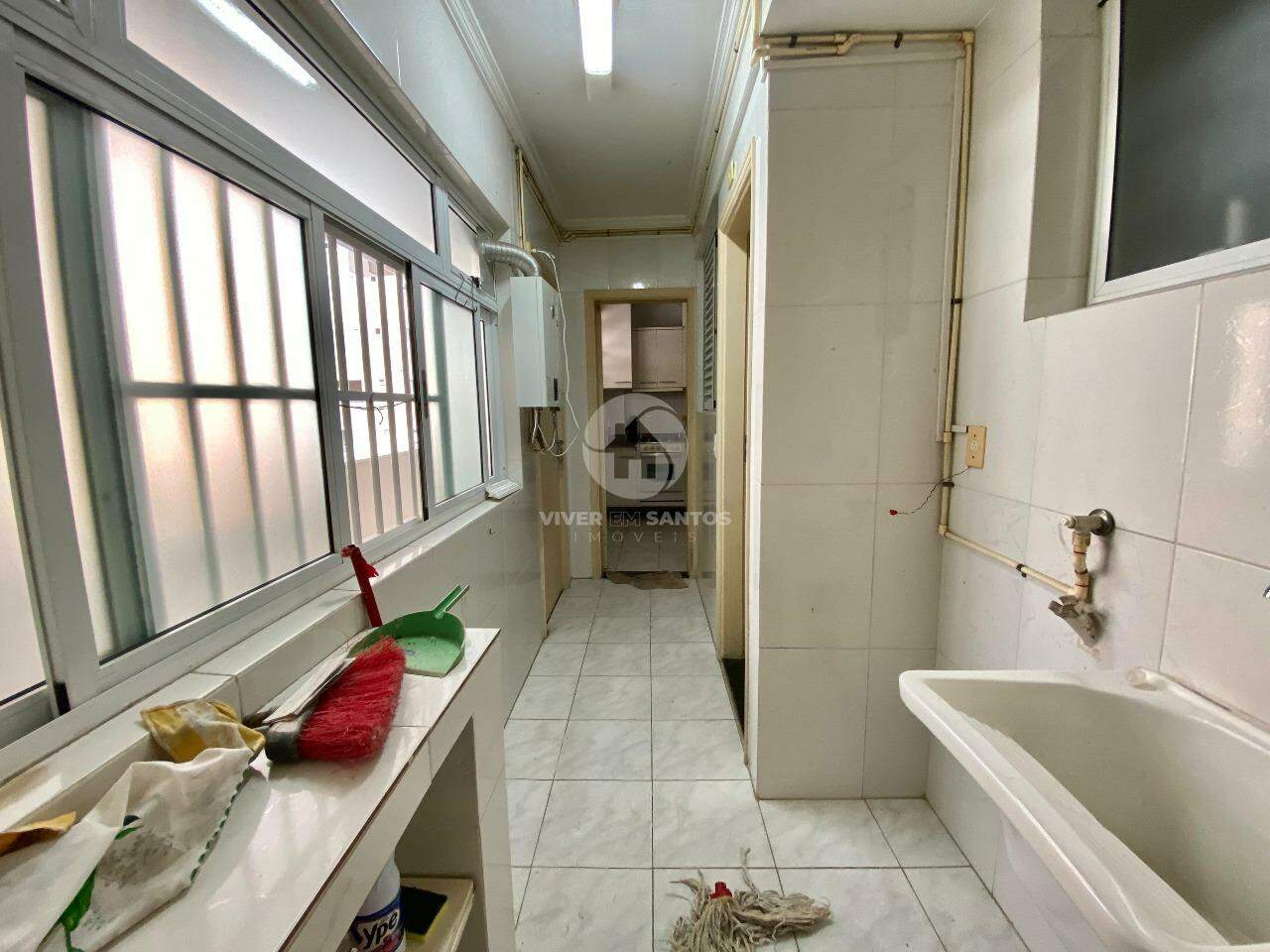 Apartamento à venda no Gonzaga 140 m² 2 Dormitórios (1 Suíte) próximo à praia em Gonzaga, Santos — foto 16