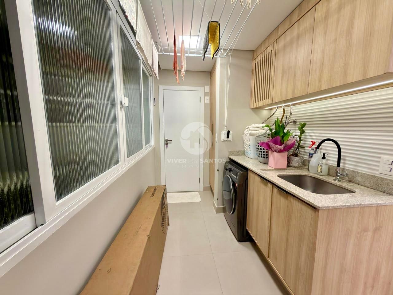 Apartamento Retrofitado e Mobiliado 159 m², 3 Dormitórios, Elevador Privativo, Vista para o Mar e 2 Vagas – Santos/SP em Gonzaga, Santos — foto 30