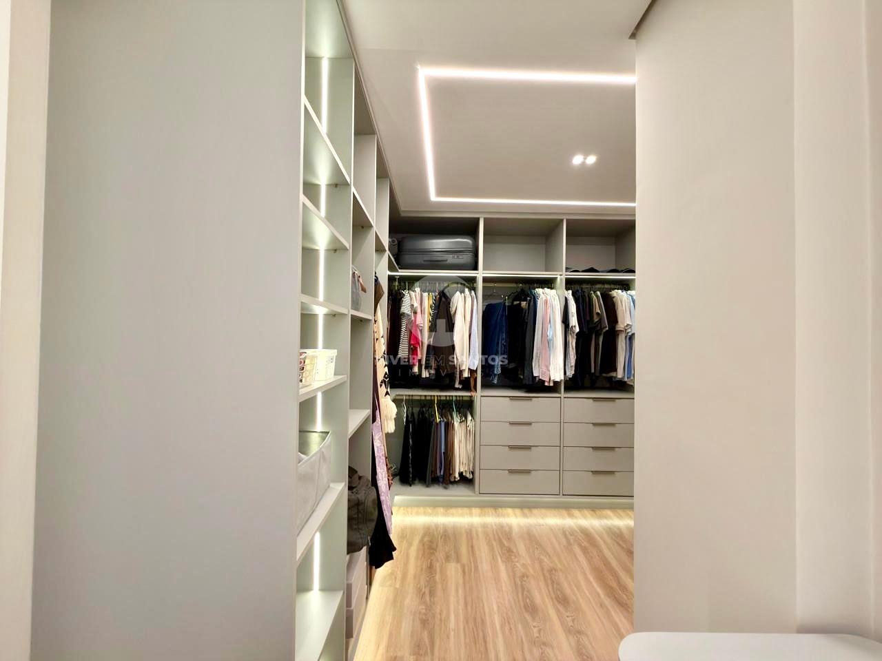 Apartamento Retrofitado e Mobiliado 159 m², 3 Dormitórios, Elevador Privativo, Vista para o Mar e 2 Vagas – Santos/SP em Gonzaga, Santos — foto 22