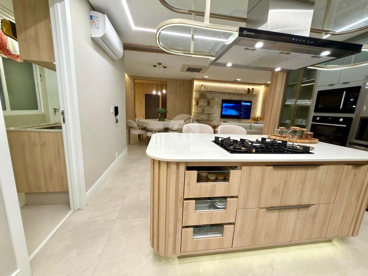Apartamento Retrofitado e Mobiliado 159 m², 3 Dormitórios, Elevador Privativo, Vista para o Mar e 2 Vagas – Santos/SP em Gonzaga, Santos — foto 14