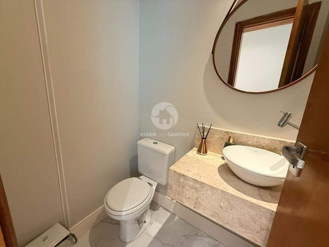 Sobreposta alta no Boqueirão, Santos: 6 quartos, 5 suítes, piscina e espaço gourmet em Boqueirão, Santos — foto 10