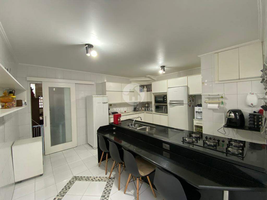 Casa à venda, 3 quartos, 1 suíte, 1 vaga, Gonzaga - Santos/SP em Gonzaga, Santos — foto 5