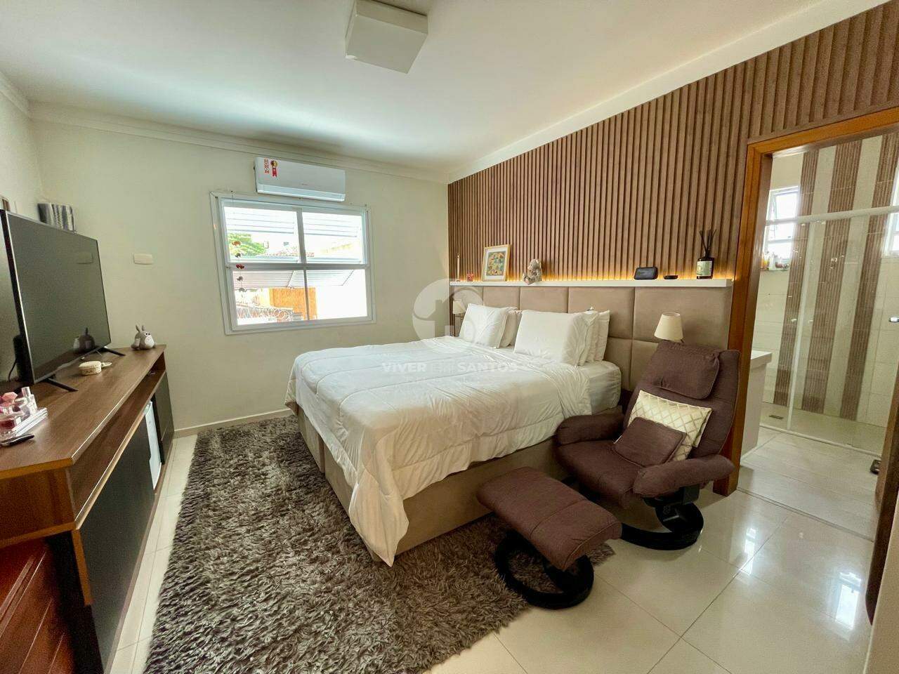 Belíssima Casa Sobreposta Alta à Venda – 5 Dormitórios (2 Suítes) – Marapé – Santos SP em Marapé, Santos — foto 10