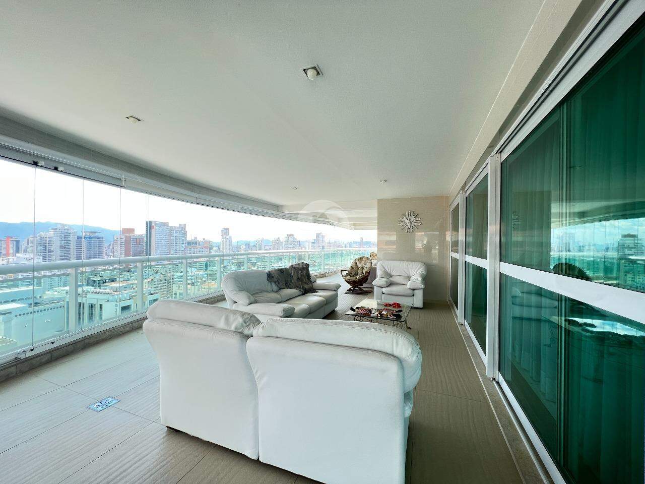 Apartamento Exclusivo 4 Suítes com Vista para o Mar – Gonzaga em Gonzaga, Santos — foto 2