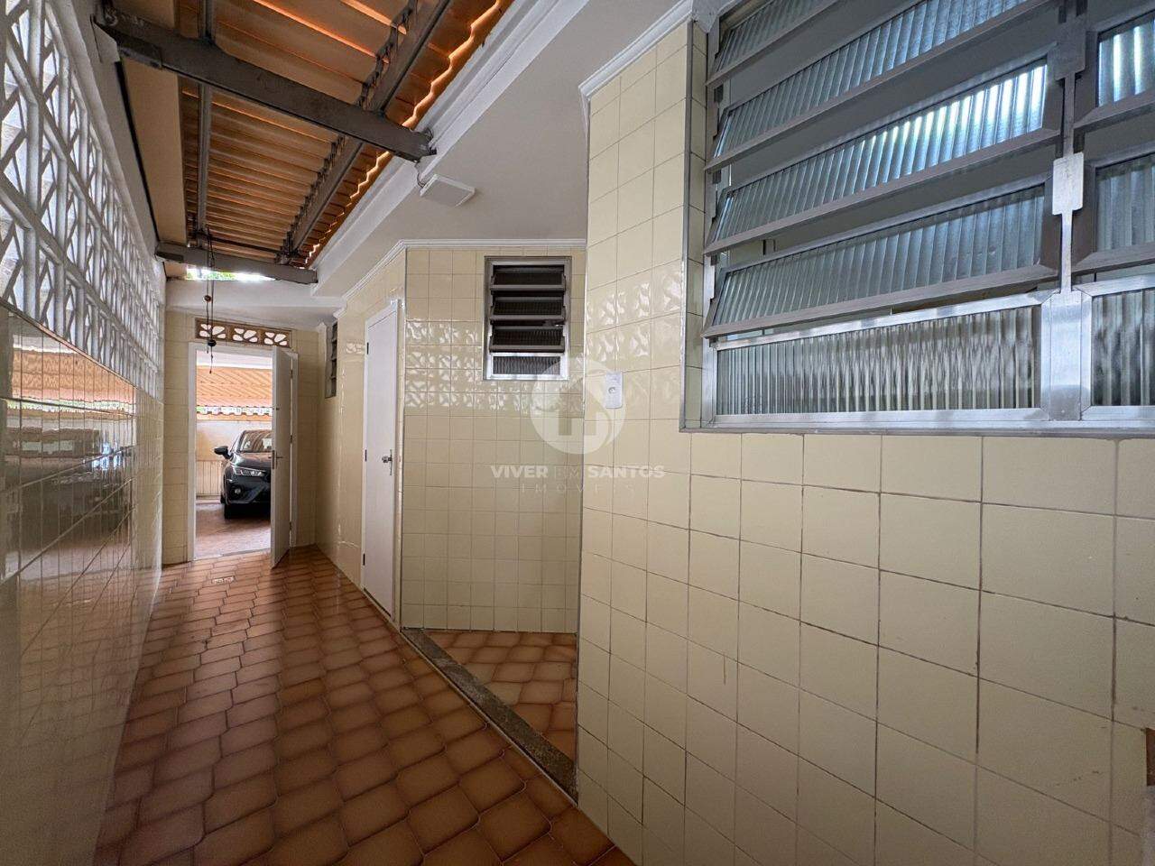 Sobrado com Suíte, 3 Dormitórios e Garagem para Até 3 Carros – Vila Mathias em Vila Mathias, Santos — foto 4