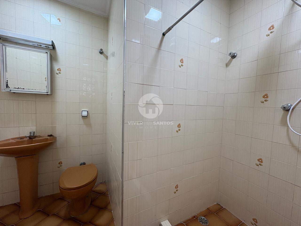 Sobrado com Suíte, 3 Dormitórios e Garagem para Até 3 Carros – Vila Mathias em Vila Mathias, Santos — foto 17