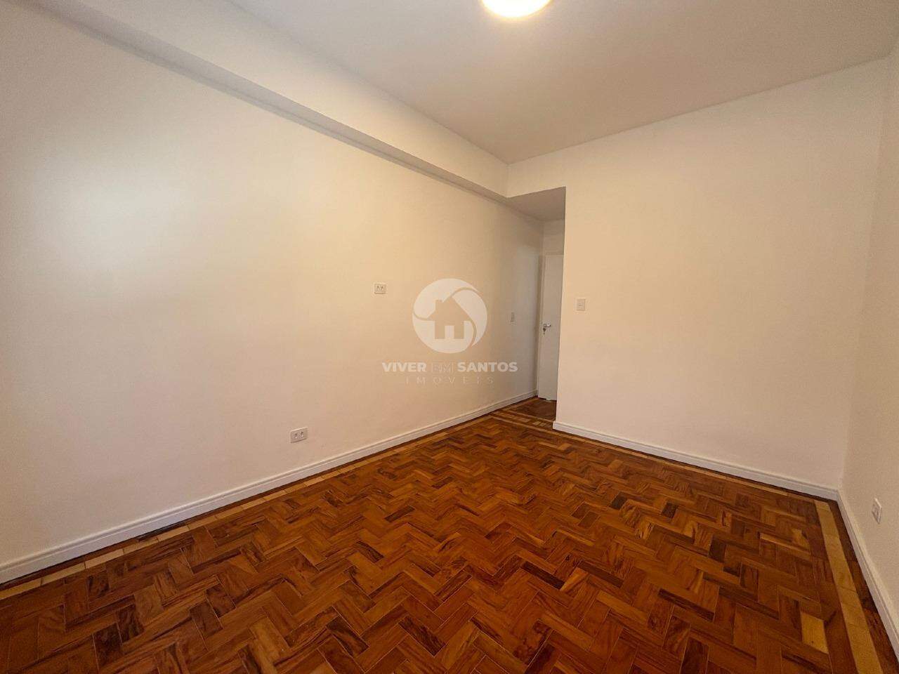 Oportunidade: Apartamento Reformado com 2 Suítes Próximo à Praia em Boqueirão, Santos — foto 5