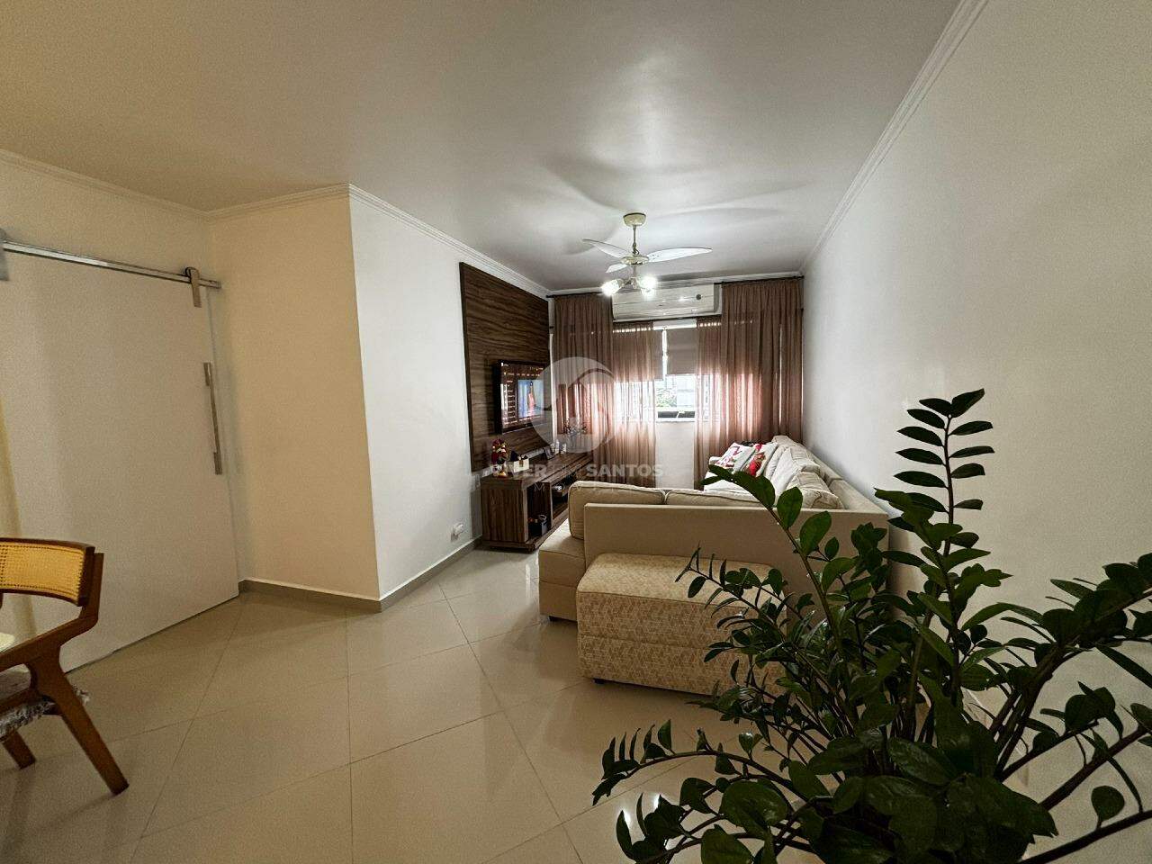 Amplo e Reformado – 3 Dorms (1 Suíte) com 150 m² e Vaga Demarcada no Campo Grande em Campo Grande, Santos — foto 4