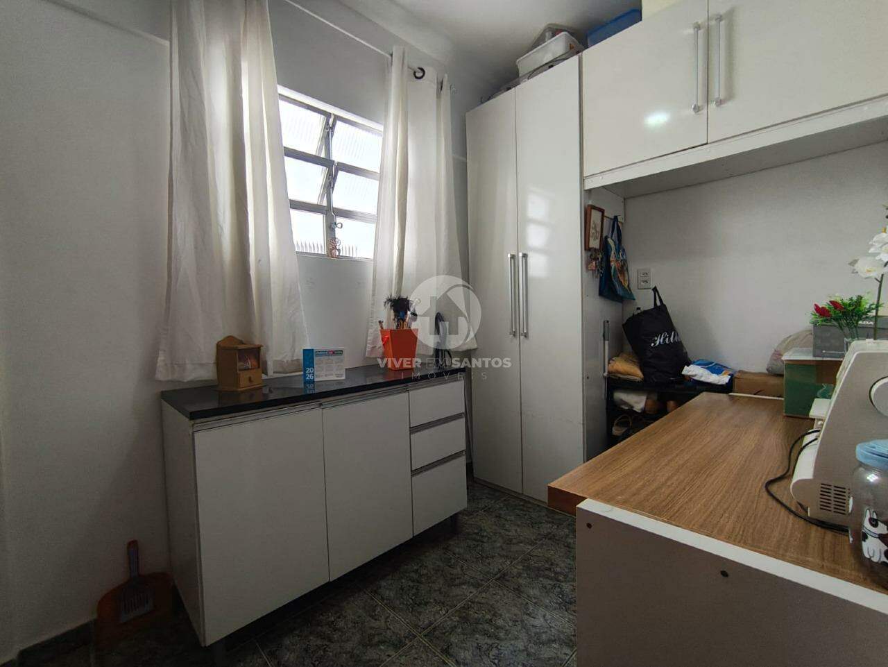 Amplo Apartamento com 2 Suítes e 2 Vagas- Bairro Marapé em Marapé, Santos — foto 13