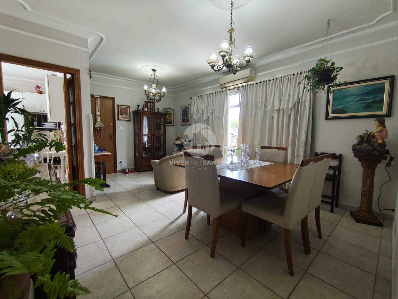 Amplo Apartamento com 2 Suítes e 2 Vagas- Bairro Marapé em Marapé, Santos — foto 2