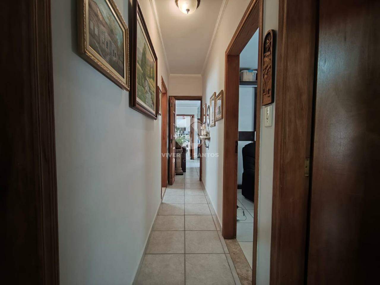 Amplo Apartamento com 2 Suítes e 2 Vagas- Bairro Marapé em Marapé, Santos — foto 4
