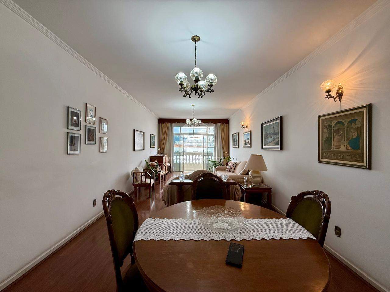 Apartamento 3 dormitórios com Suíte, Varanda de Frente e Dependência- Gonzaga em Gonzaga, Santos — foto 2
