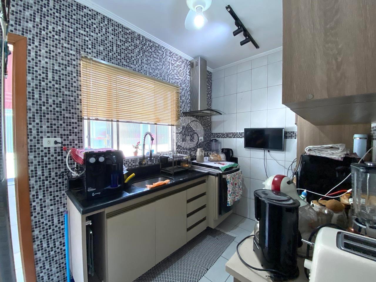 Apartamento reformado de três dormitórios no Gonzaga em Gonzaga, Santos — foto 13