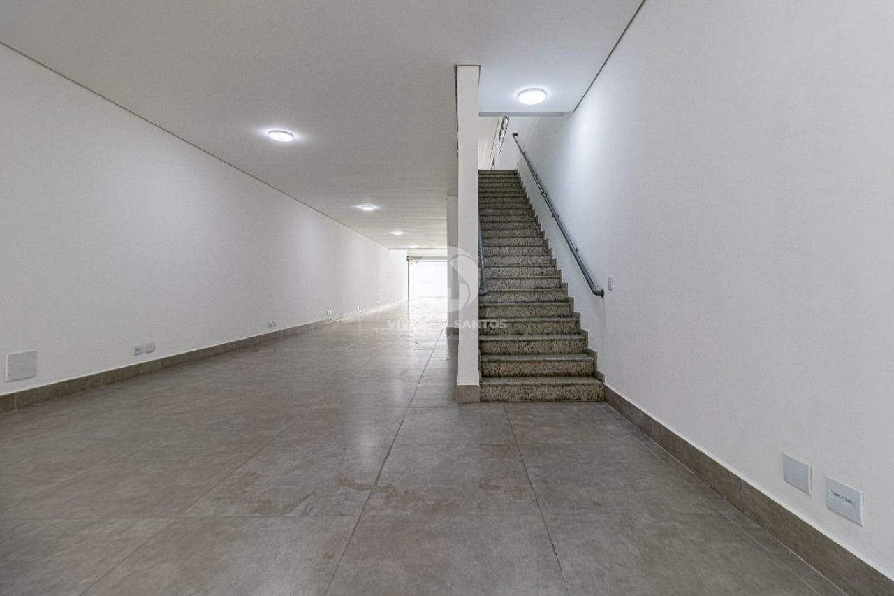 LOJA COMERCIAL EM ÓTIMA LOCALIZAÇÃO - 550m² em Vila Mathias, Santos — foto 11