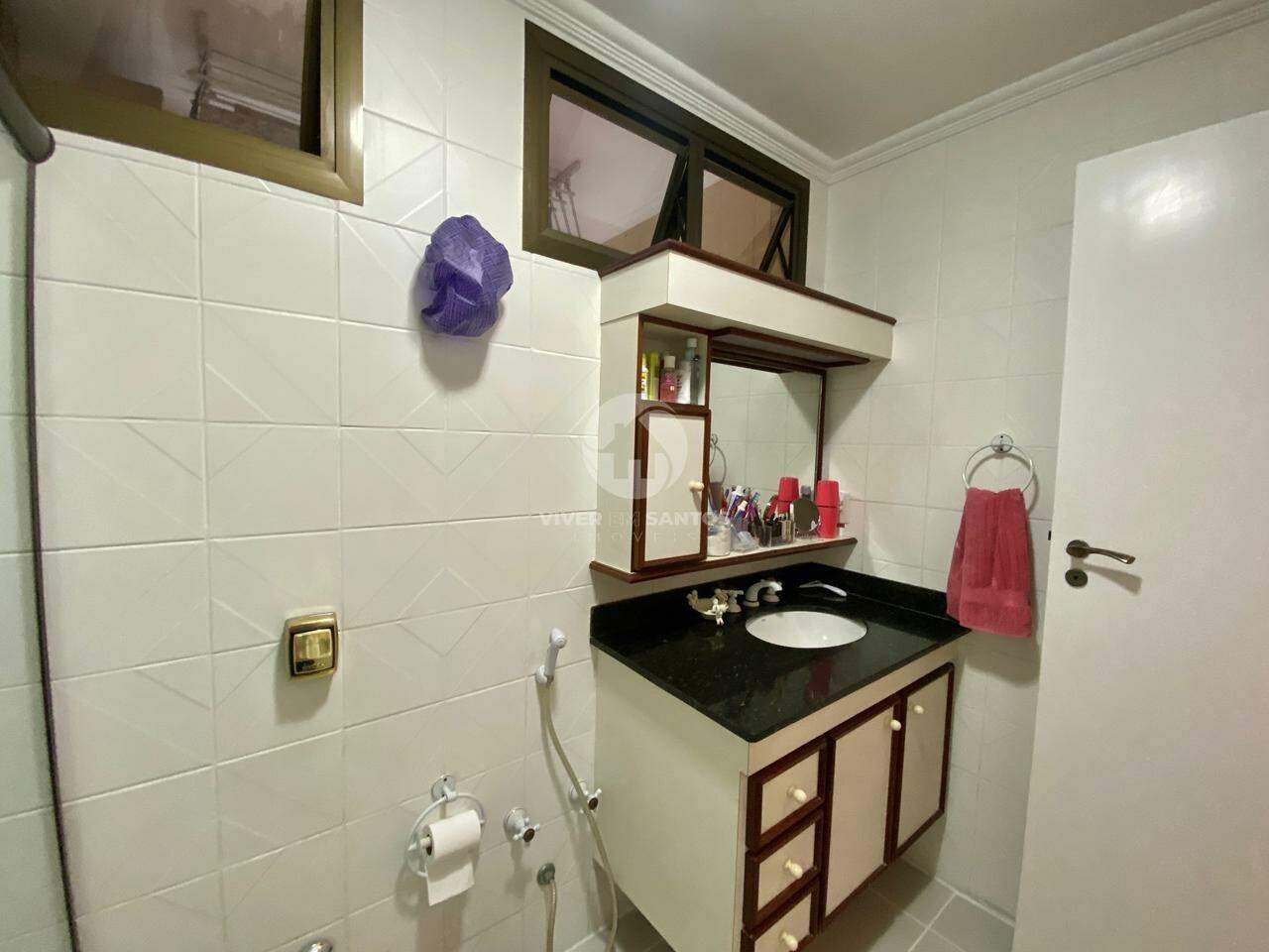 Apartamento de três dormitórios (uma suíte) com duas vagas demarcadas na Pompeia em Pompéia, Santos — foto 21