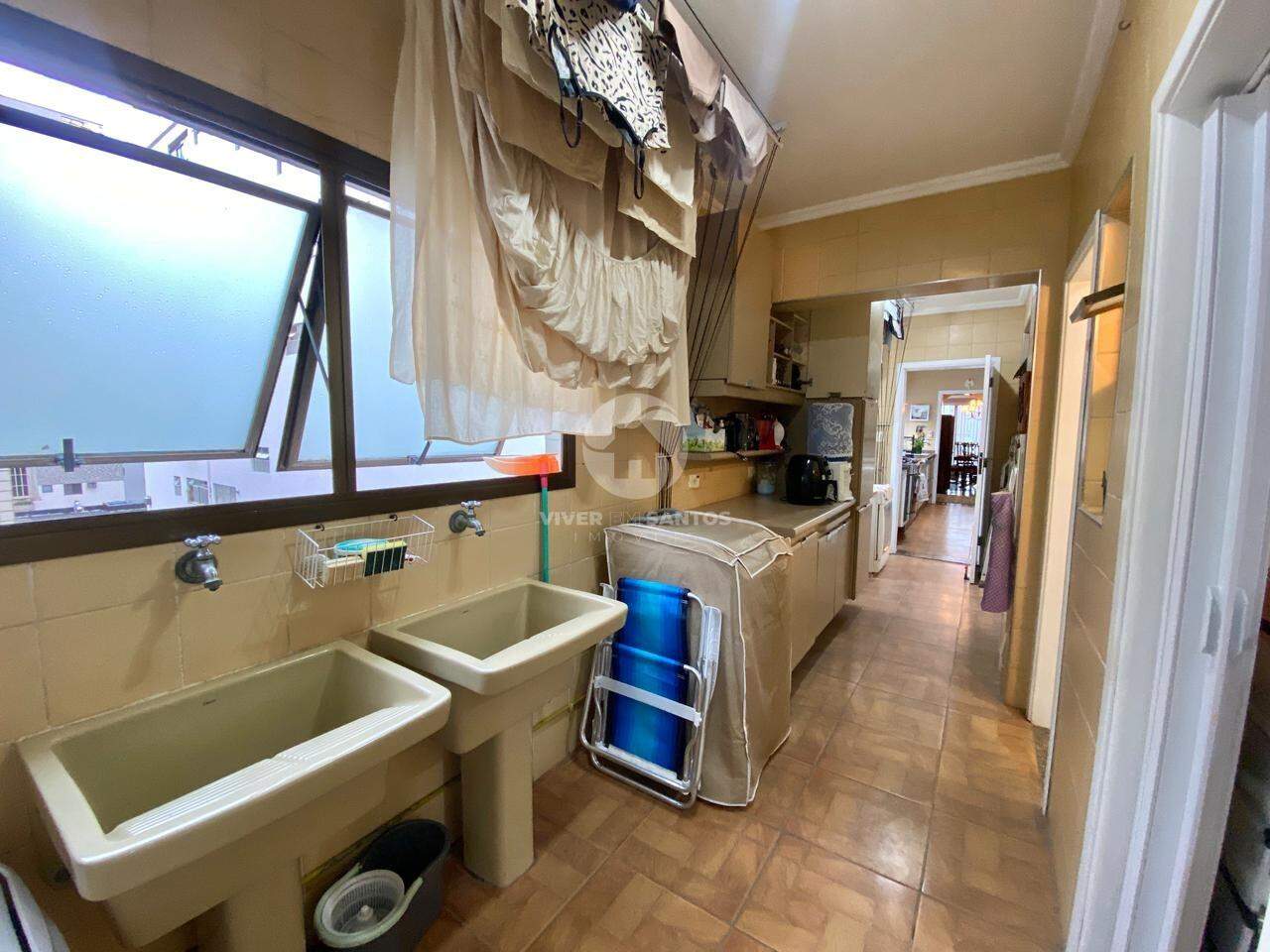 Apartamento de três dormitórios (uma suíte) com duas vagas demarcadas na Pompeia em Pompéia, Santos — foto 26