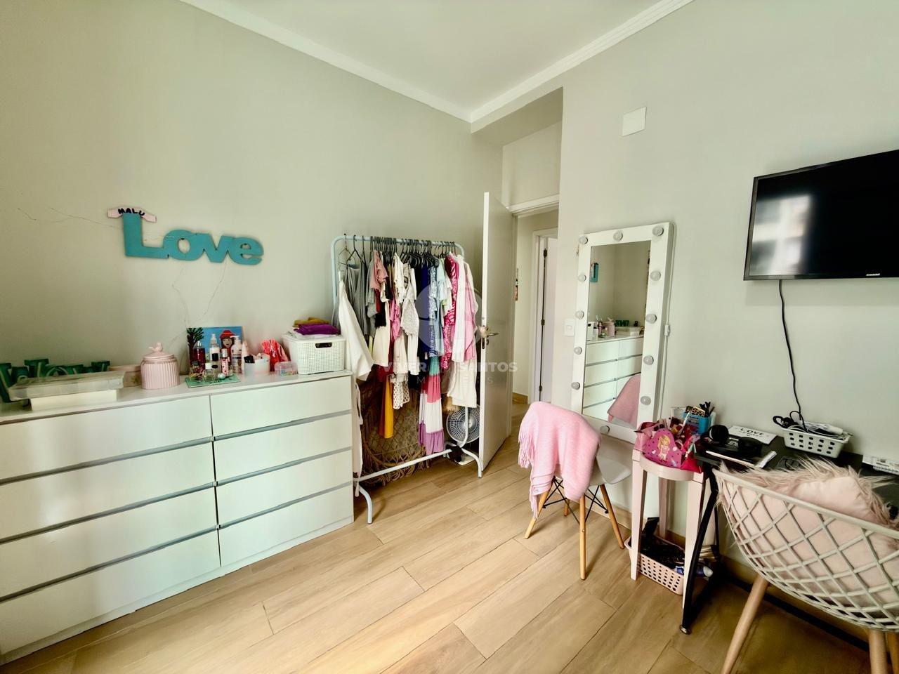 Apartamento seminovo com 2 dormitórios, suíte, sacada e lazer no Marapé – Santos em Marapé, Santos — foto 9