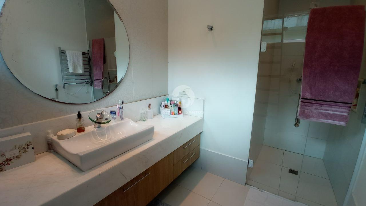 Sobrado Residencial Alto Padrão com 3 suítes, área de lazer à venda em Gonzaga, Santos – Financiamento aceito em Gonzaga, Santos — foto 17