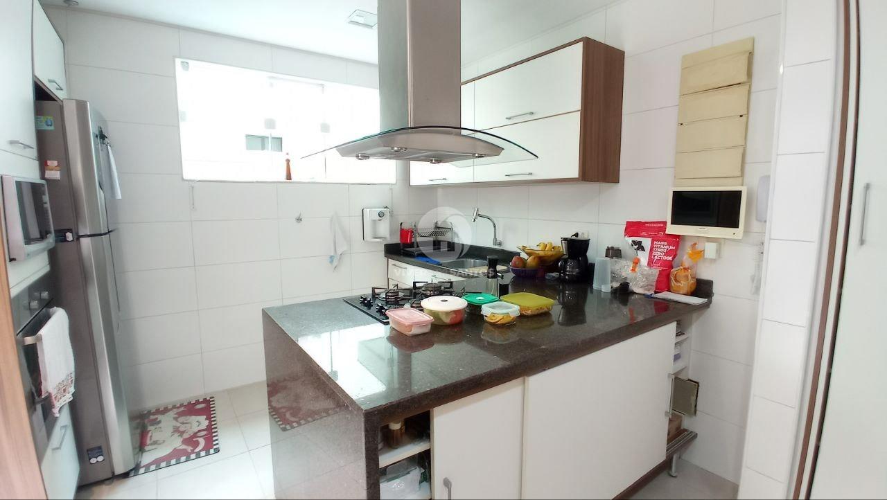 Sobrado Residencial Alto Padrão com 3 suítes, área de lazer à venda em Gonzaga, Santos – Financiamento aceito em Gonzaga, Santos — foto 6