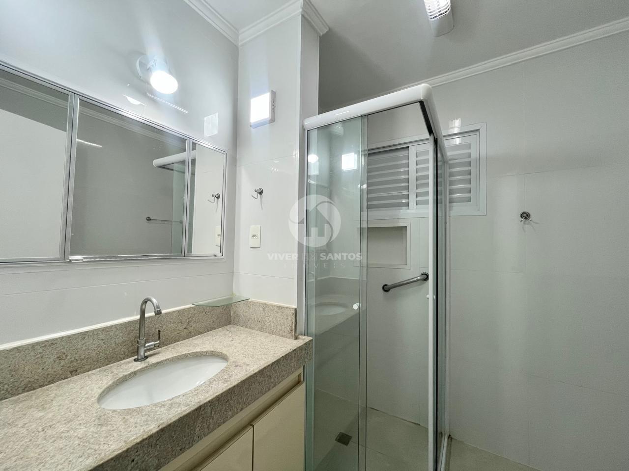 Apartamento à venda no Gonzaga | Varanda na avenida da praia | 2 dorm + dependência-vaga demarcada em Gonzaga, Santos — foto 17