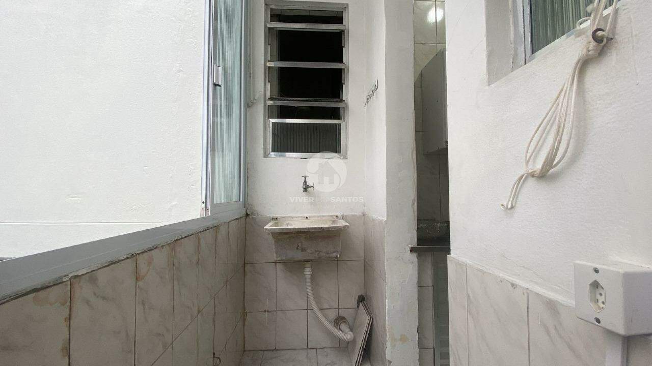APARTAMENTO 2 QUARTOS ELEVADOR NA QUADRA DA PRAIA em Boqueirão, Santos — foto 11