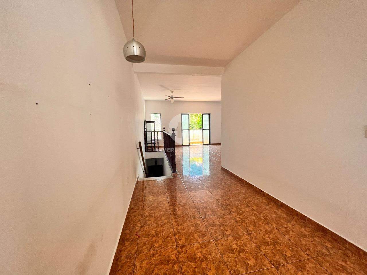 Casa sobreposta alta com 2 quartos e quintal no Boqueirão em Santos em Boqueirão, Santos — foto 3