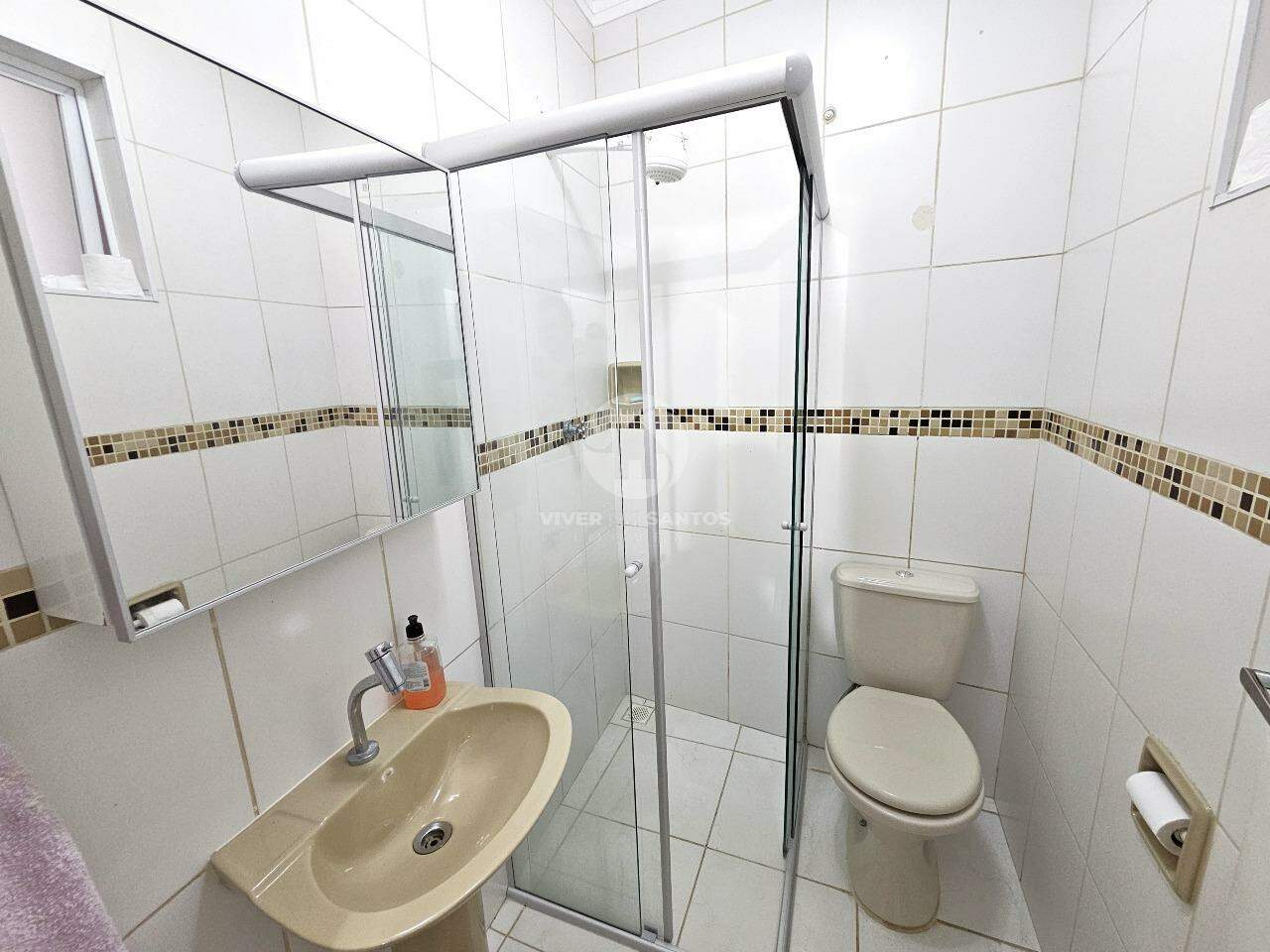 Sobrado com 3 Dormitórios e Piscina no bairro do Marapé em Marapé, Santos — foto 10