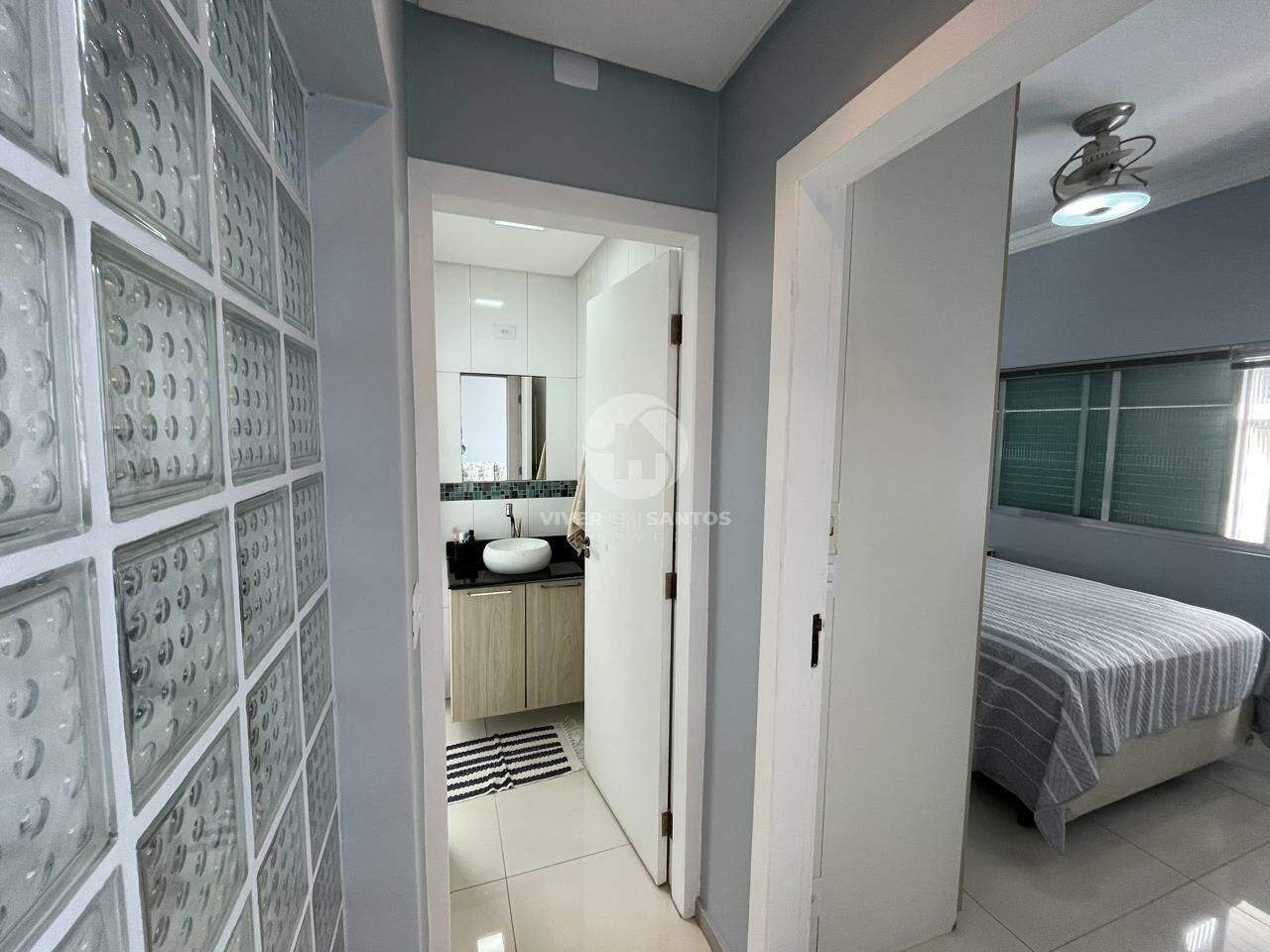 01 Dormitório à Venda no Gonzaga – 50m² Reformado, Próximo à Praia- mobiliado -Frente . em Gonzaga, Santos — foto 23