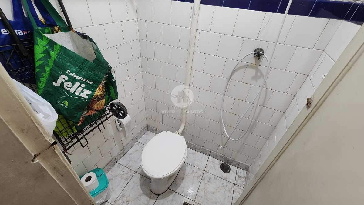 SOBRADO ISOLADO DE ESQUINA PARA MORADIA OU INVESTIMENTO em Aparecida, Santos — foto 9