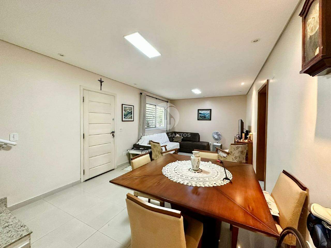 Casa incrível em condomínio fechado com 4 vagas de Garagem- Ponta da Praia em Ponta da Praia, Santos — foto 3