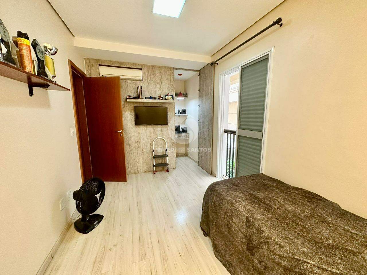 Casa incrível em condomínio fechado com 4 vagas de Garagem- Ponta da Praia em Ponta da Praia, Santos — foto 17