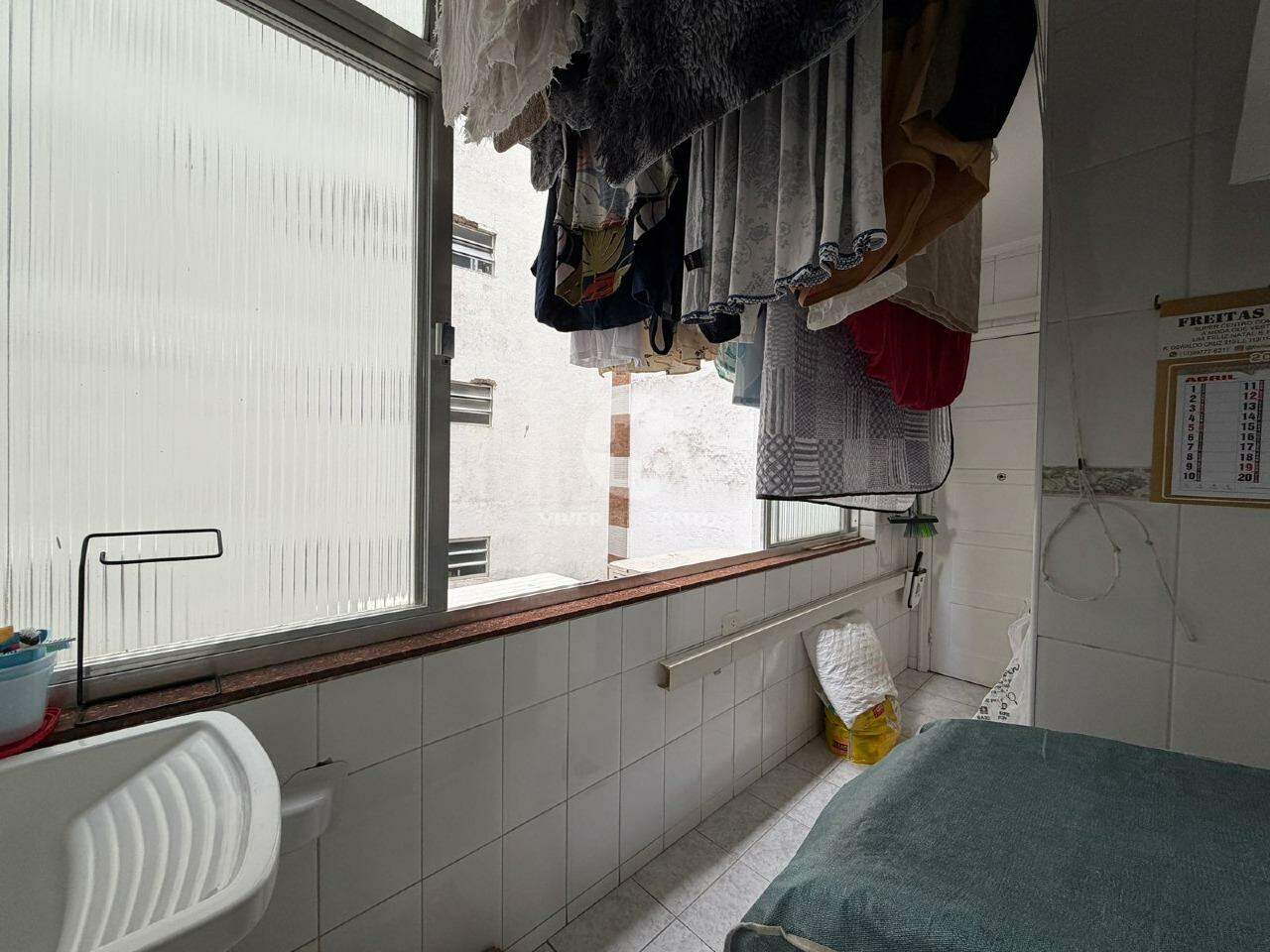 Apartamento 3 Dormitórios, 2 Suítes, Reformado e na Quadra da Praia na Ponta da Praia - Santos SP em Ponta da Praia, Santos — foto 16