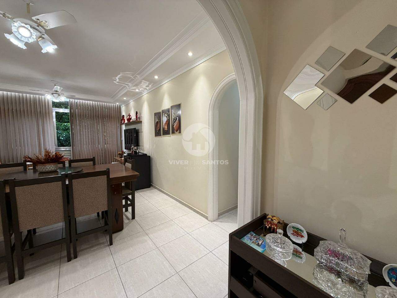 Apartamento 3 Dormitórios, 2 Suítes, Reformado e na Quadra da Praia na Ponta da Praia - Santos SP em Ponta da Praia, Santos — foto 4